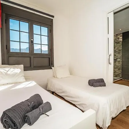 Villa Dream Caleta Private Pool, 200m To The Beach